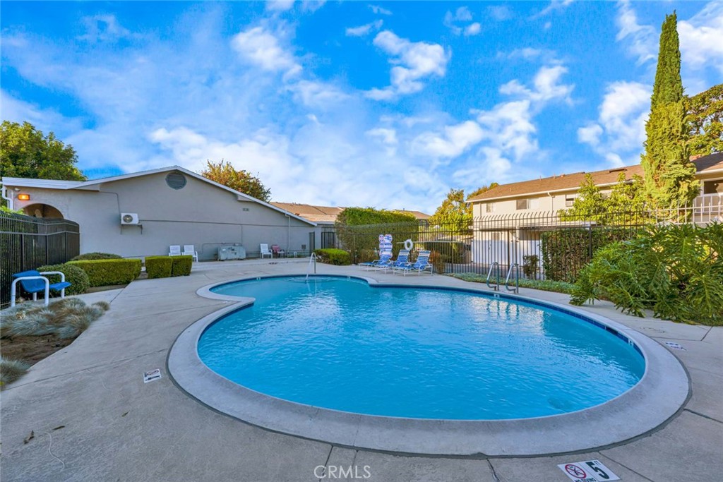 Tustin Imperial (TUSI) - Residential