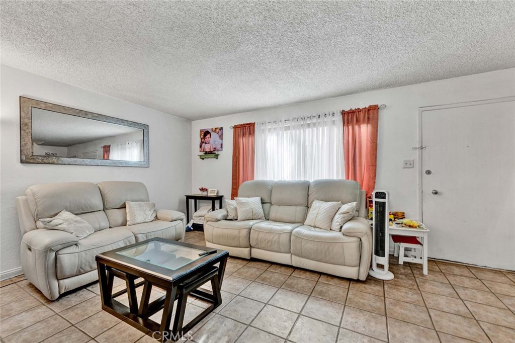 Tustin Imperial (TUSI) - Residential