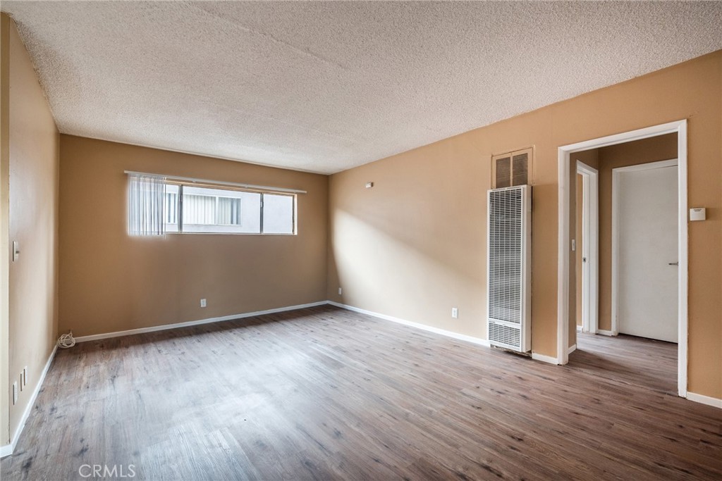 Not Applicable-105 - Residential Lease