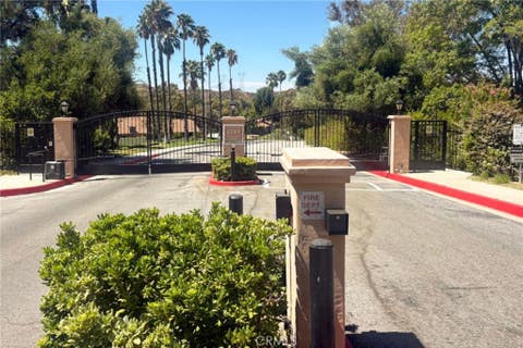 Photo of 26105 Rainbow Glen Drive, Newhall, CA 91321 (MLS # SR26175334)