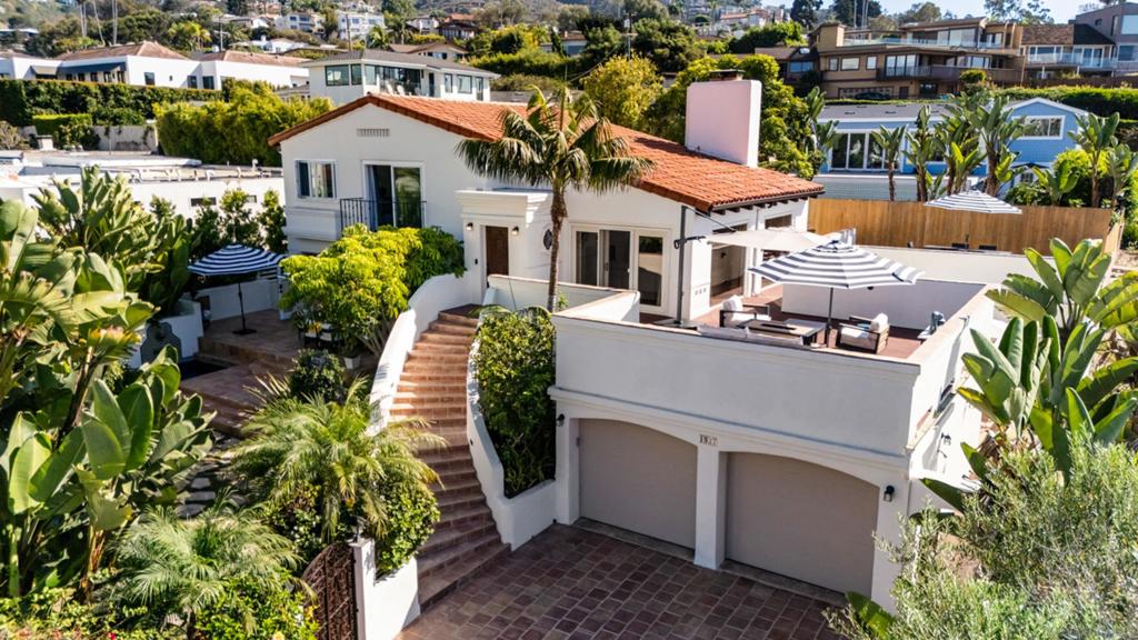 Photo of 1937 Paseo Dorado, San Diego, CA 92037 (MLS # 260022119SD)