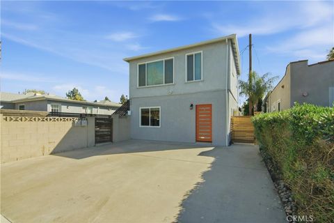 Photo of 940 N Naomi St #100, Burbank, CA 91505 (MLS # GD26075844)