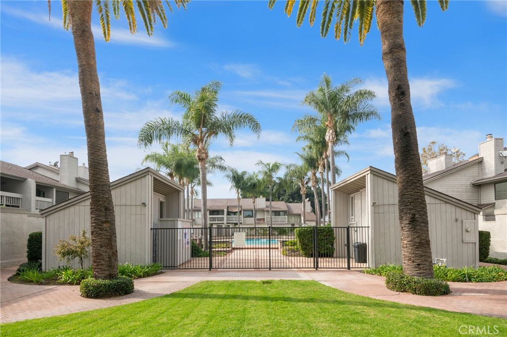 Chapman Villas (CHPV) - Residential