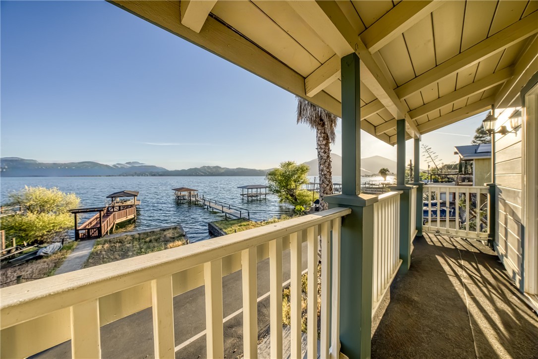 12620 Lakeshore Drive