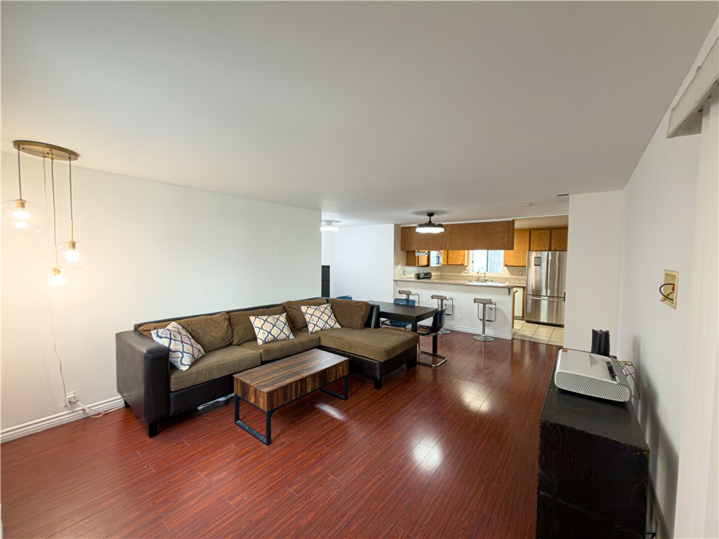 2343 E 17th Street 205