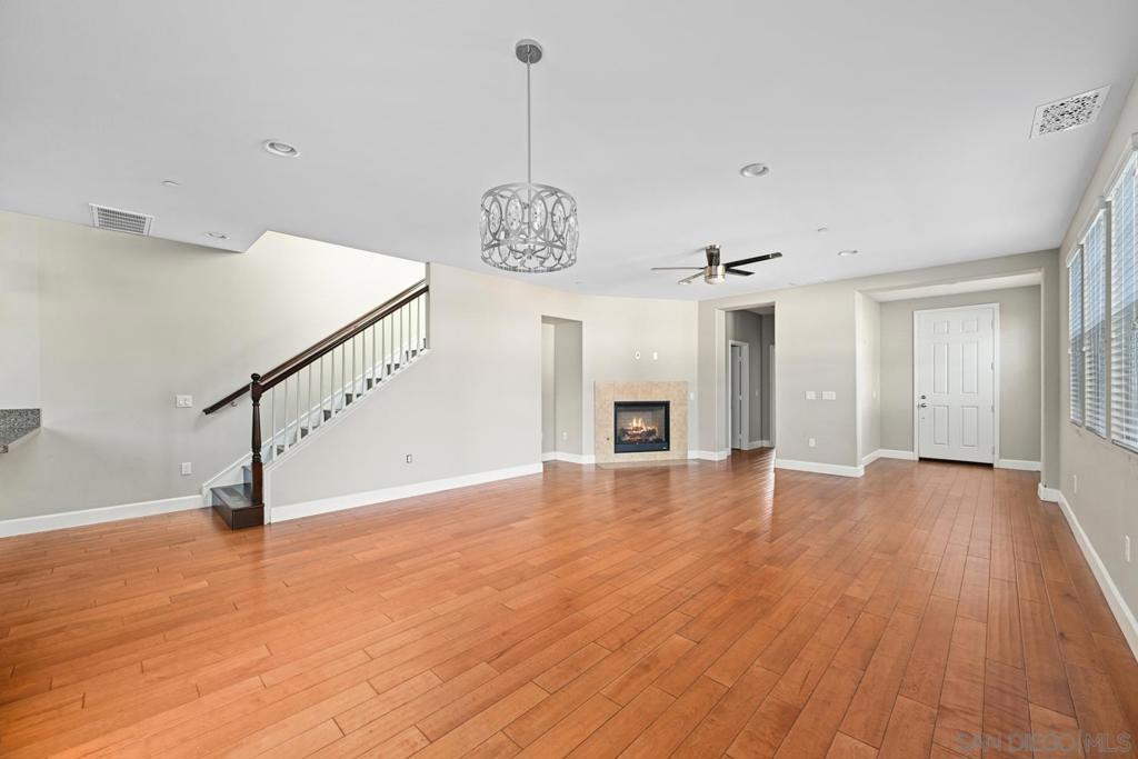1786 Jasmine Way