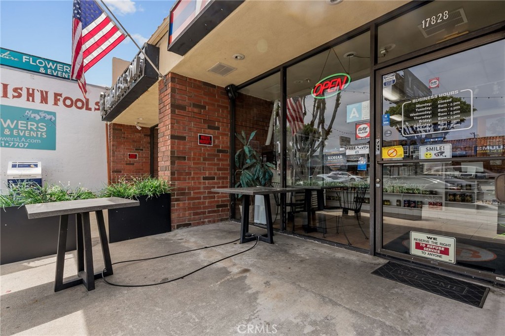 Properties 3 17826 Chatsworth Street