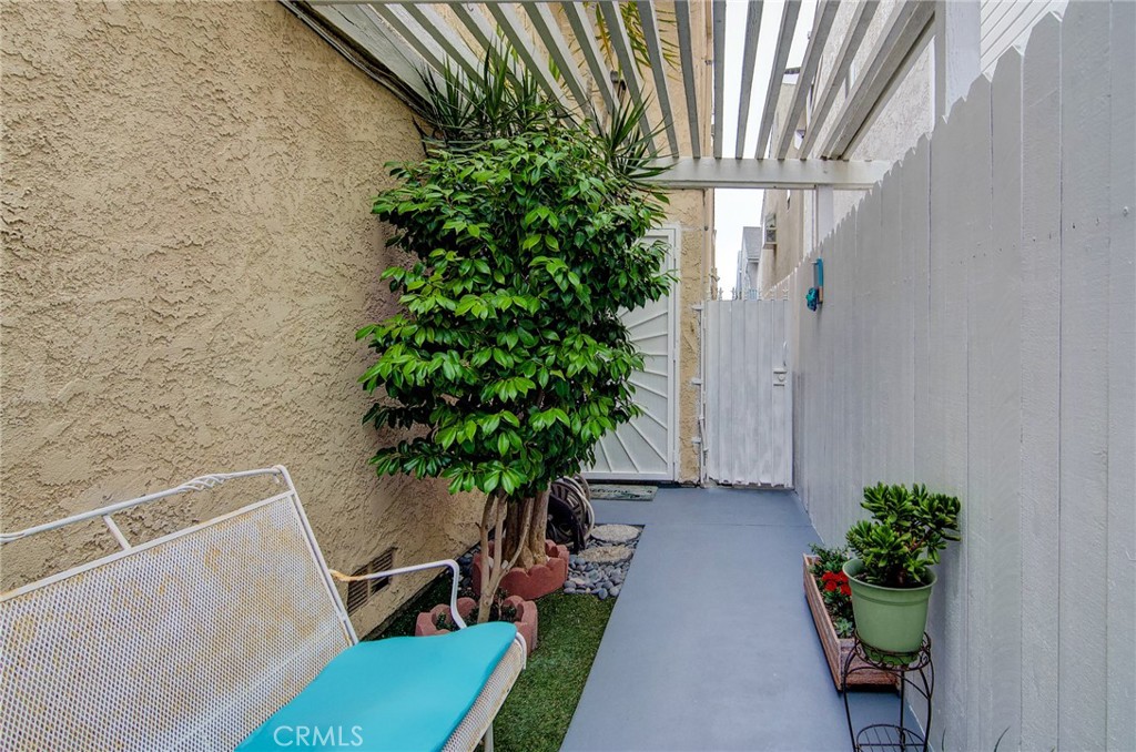 17072 5th street a