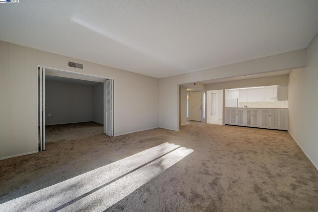 ROSSMOOR - Residential