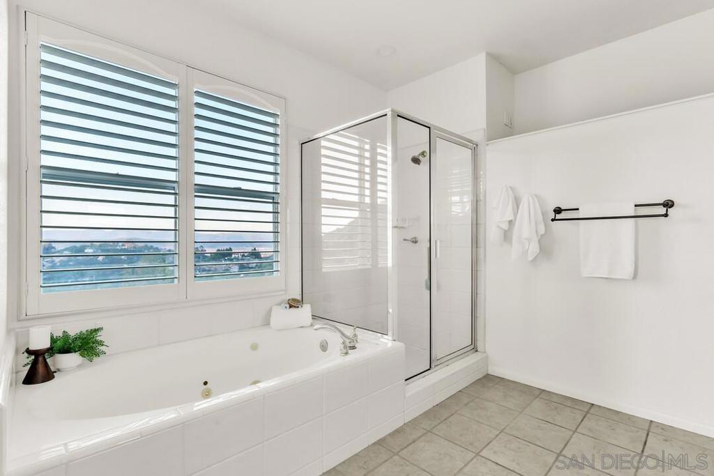 Ramona - Residential