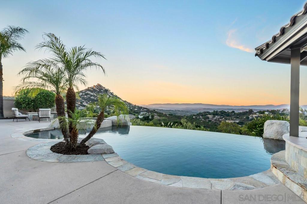 Ramona - Residential