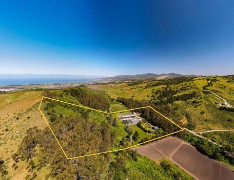 Photo of 1770 Higgins Canyon Road, Half Moon Bay, CA 94019 (MLS # ML82032884)