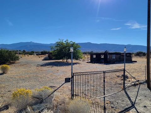Photo of 10987 Corton Street, Phelan, CA 92371 (MLS # IV25248295) Photo of 10987 Corton Street, Phelan, CA 92371 (MLS # IV25248295)
