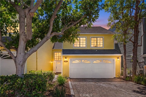 Photo of 6013 Loynes Dr, Long Beach, CA 90803 (MLS # PW26195686)