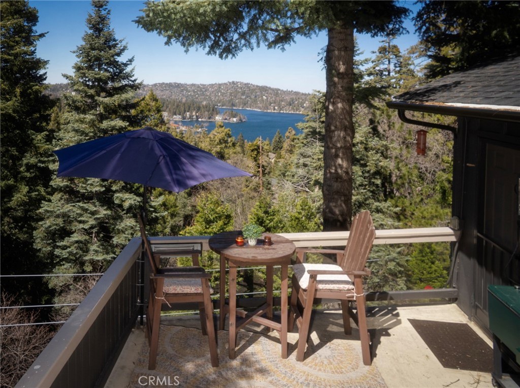 550 Stone Hill Drive