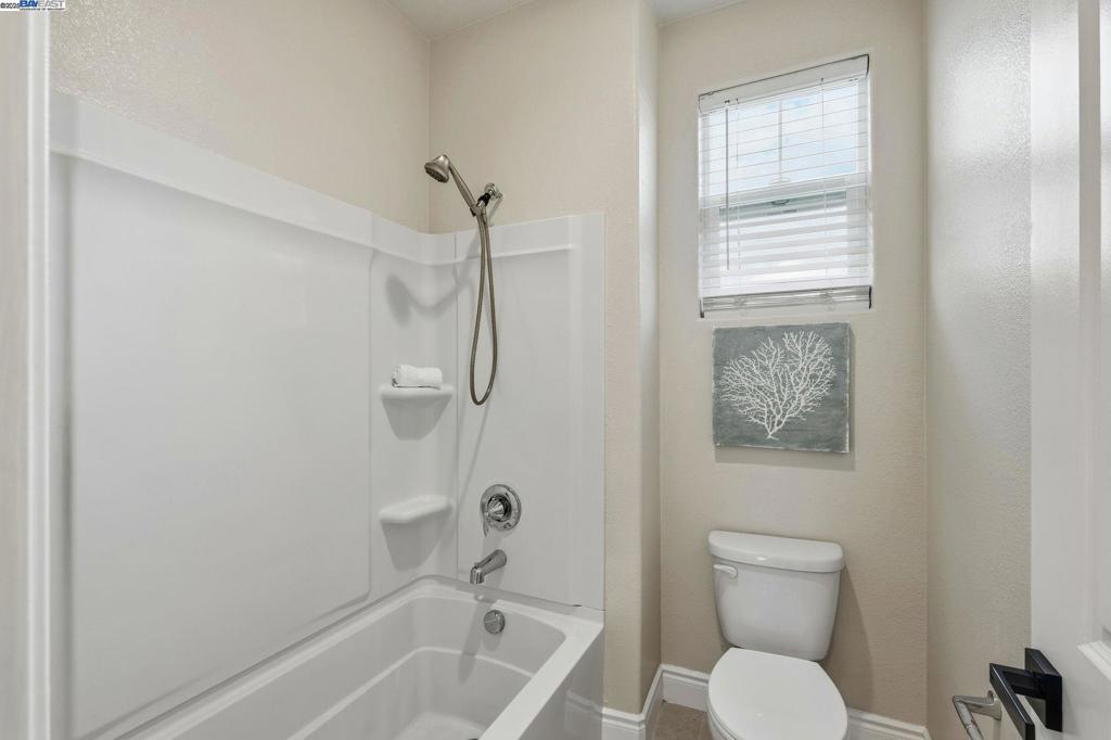 BRENTWOOD - Residential