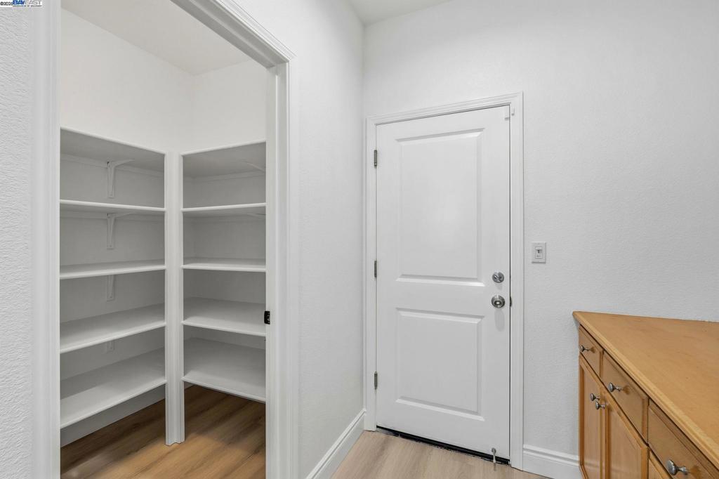 BRENTWOOD - Residential