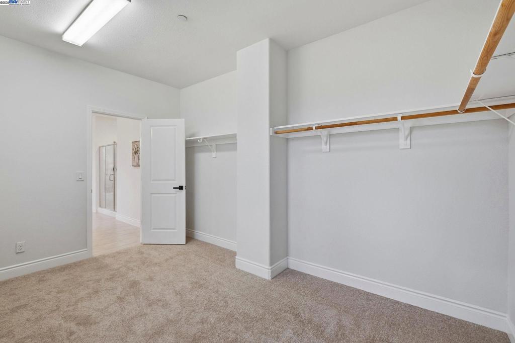 BRENTWOOD - Residential