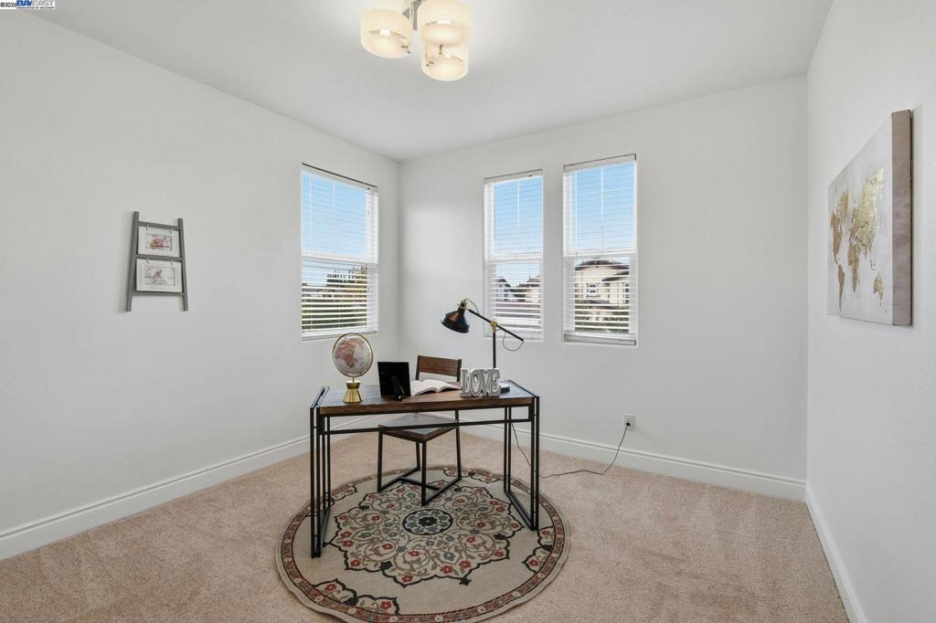 BRENTWOOD - Residential