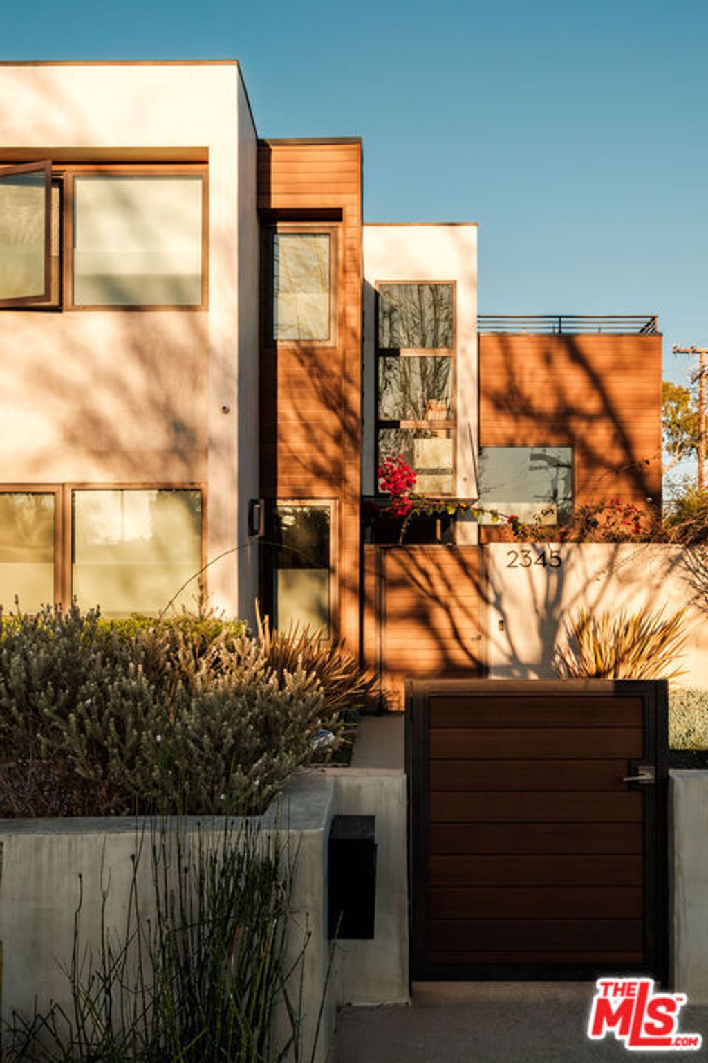 Photo of 2345 27th Street, Santa Monica, CA 90405 (MLS # 26643237)