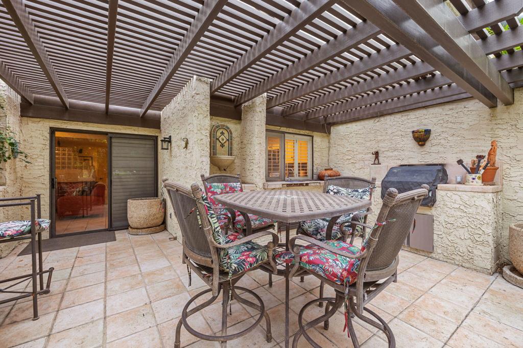 Los Pueblos - Residential