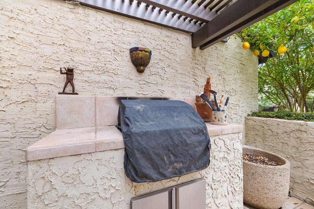 Los Pueblos - Residential