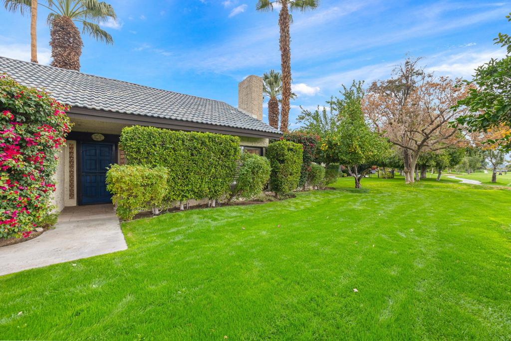 Los Pueblos - Residential