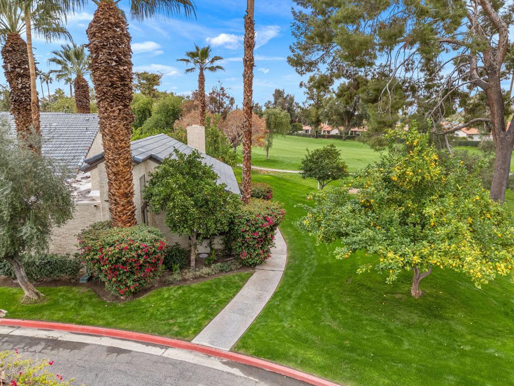 Los Pueblos - Residential