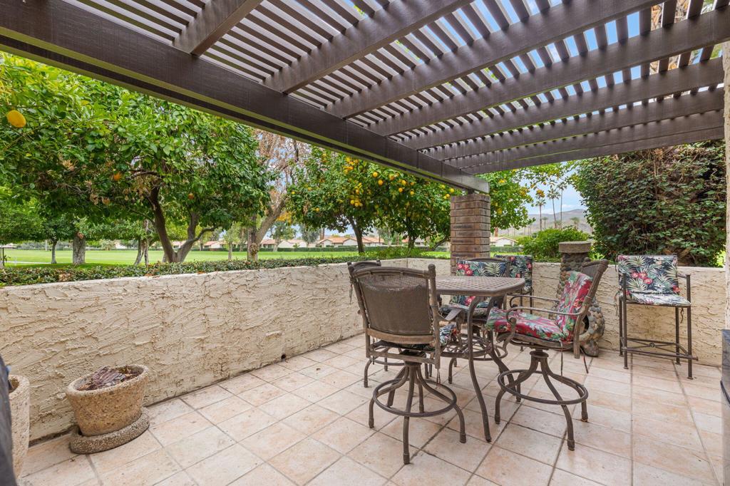 Los Pueblos - Residential