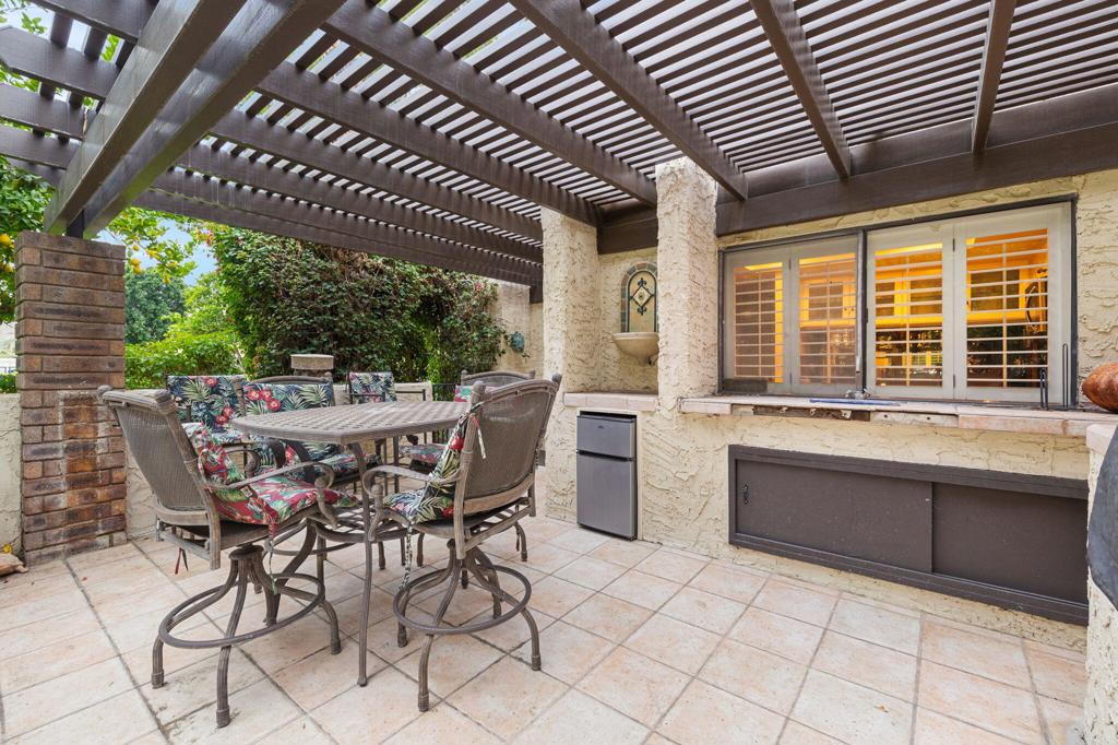 Los Pueblos - Residential