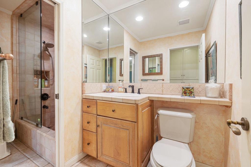 Los Pueblos - Residential