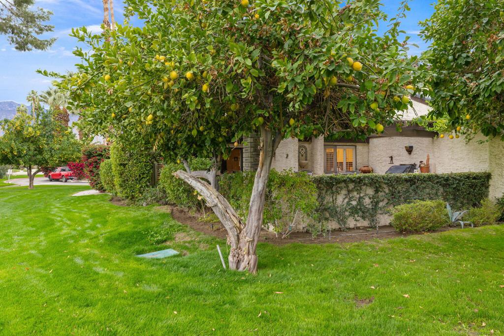 Los Pueblos - Residential