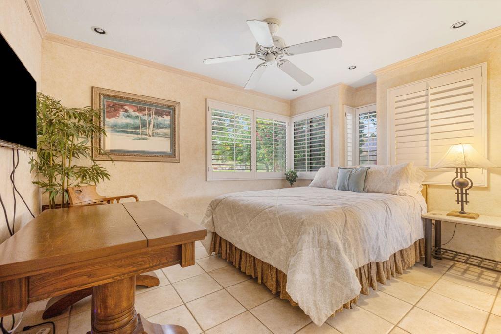 Los Pueblos - Residential