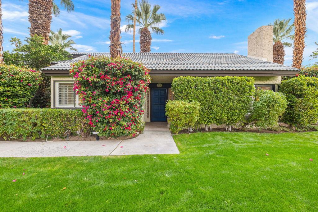 Los Pueblos - Residential