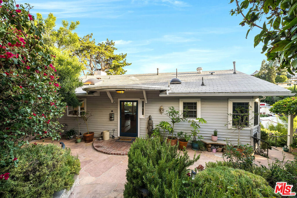 6931 Paseo Del Serra
