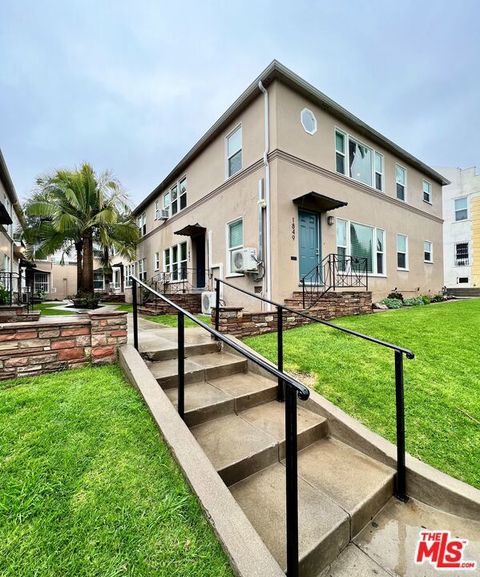 Photo of 1843 N NORMANDIE Avenue #3, Los Angeles, CA 90027 (MLS # 26672927)