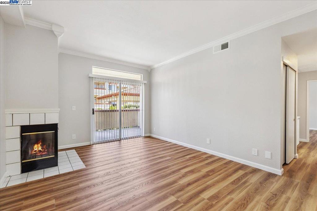 ALAMO CREEK VLGE - Residential