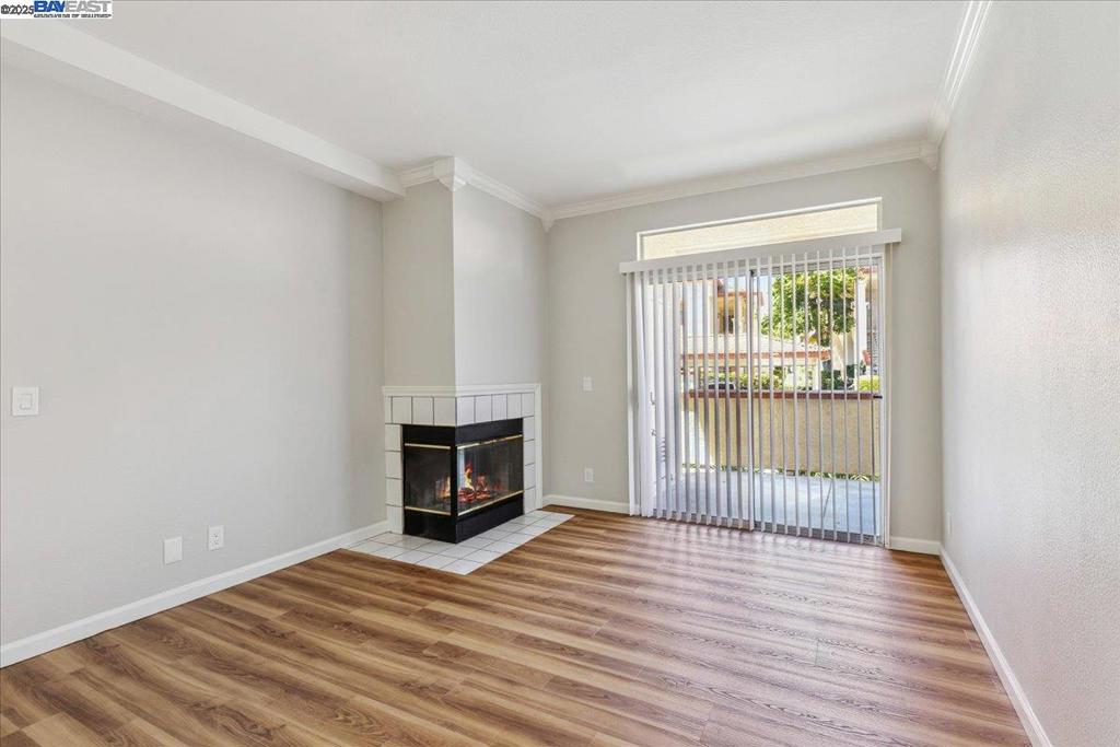 ALAMO CREEK VLGE - Residential