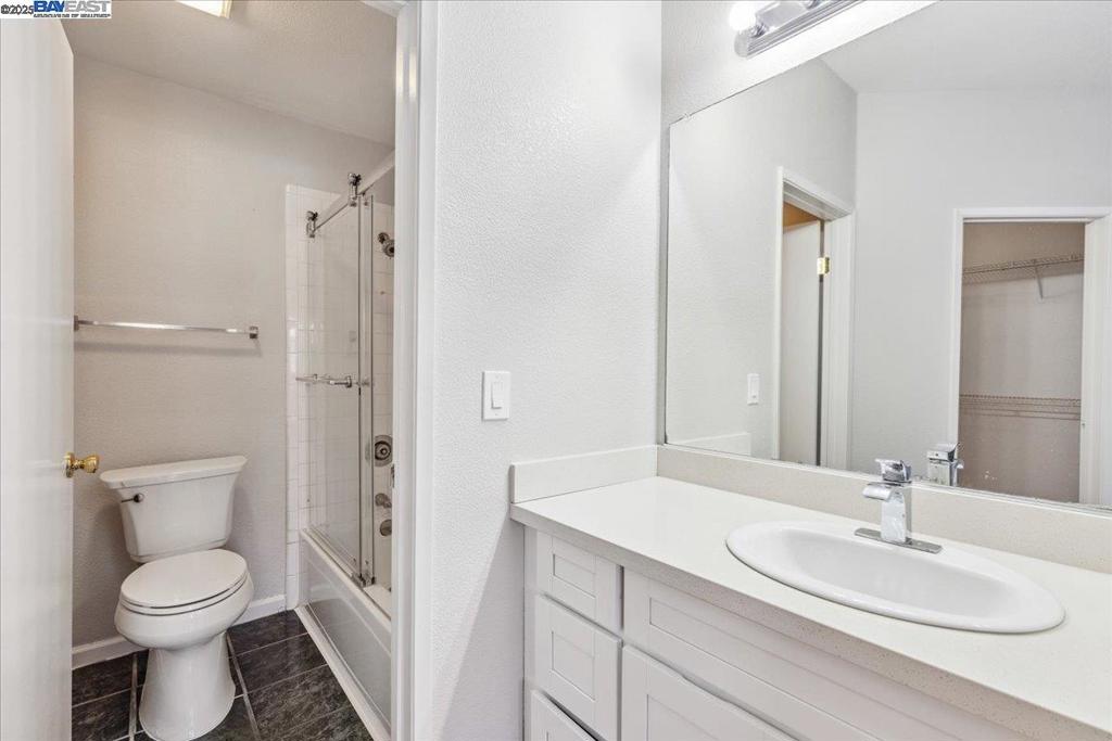 ALAMO CREEK VLGE - Residential