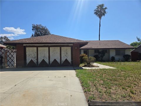 Photo of 1424 Wyte Way, Banning, CA 92220 (MLS # IG26098351)
