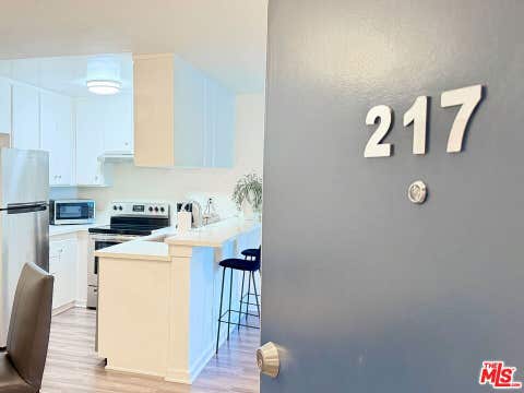 Photo of 5805 W 8th Street #217, Los Angeles, CA 90036 (MLS # 26844041)
