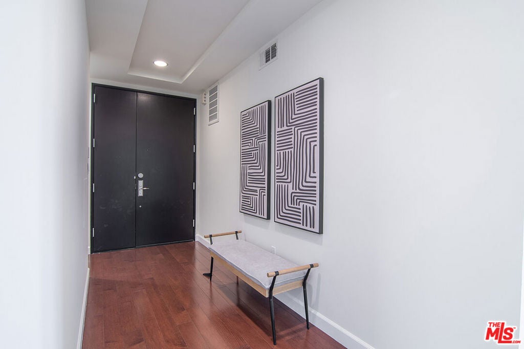 5601 W Olympic Boulevard 301