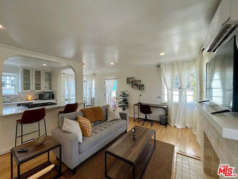 Photo of 1130 Chelsea Avenue #1134 D, Santa Monica, CA 90403 (MLS # 25597109)