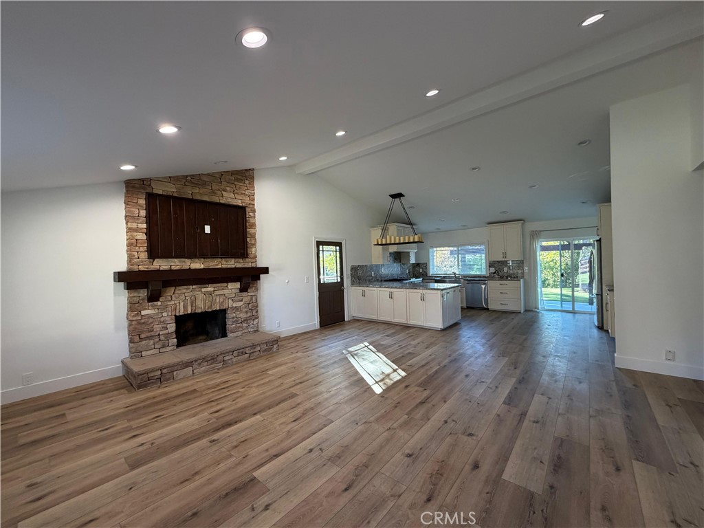 Old Agoura (850) - Residential Lease