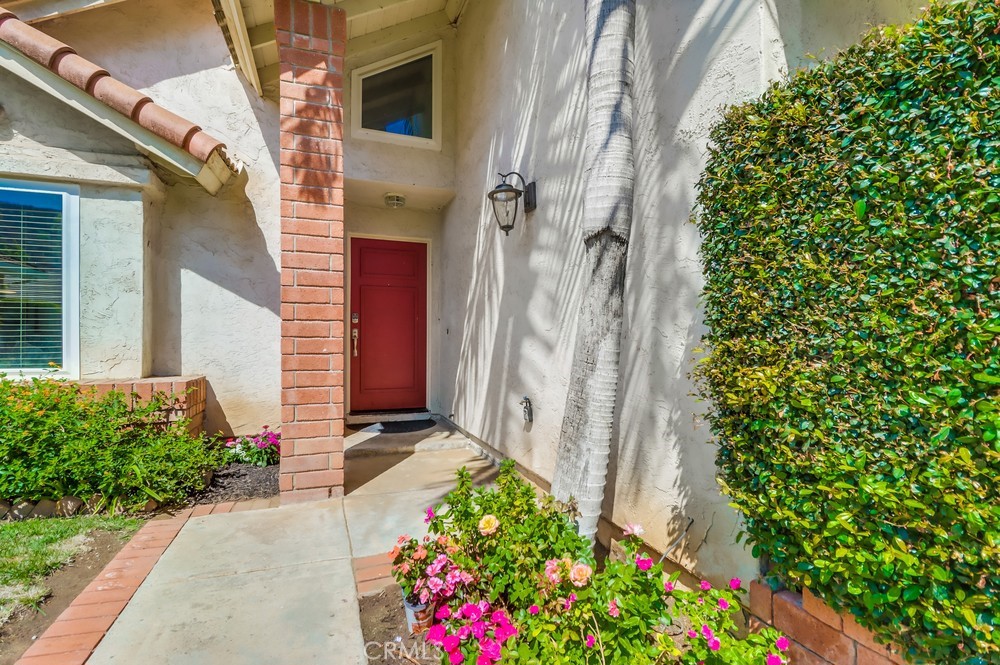 9212 Sombria Road