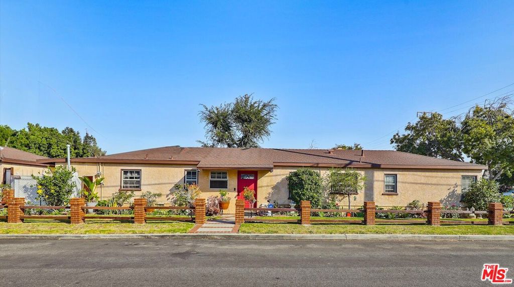 Amazing, Well-Maintained Duplex in Prime Mar Vista Location! On a desirable corner lot just blocks from Venice Beach, Silicon Beach, Abbot Kinney, Marina Del Rey and the Mar Vista Farmers Market! This unique duplex offers incredible potential. Both units will be delivered vacant, giving you endless options to live in one and rent the other, lease both, or reimagine for maximum returns. One of the best-priced residential income properties on the Westside! Each unit enjoys private outdoor space and interior updates, plus all copper plumbing with multiple cleanouts and a newer roof. Unit 1: Spacious and inviting 2 bed / 1 bath with living room and den, updated floors, laundry area, charming kitchen, and driveway access with private outdoor space. Unit 2: Bright and sizable 1 bed / 1 bath with updated kitchen. Situated on a 4,785 sqft RD2-zoned lot, the property includes a double-gated 2-car detached garage with direct alley access perfect for an ADU conversion. Prime location close to top schools, shopping, dining, and the beach, with strong rental demand and excellent upside potential. Don't miss this one-of-a-kind Westside opportunity! A must see!