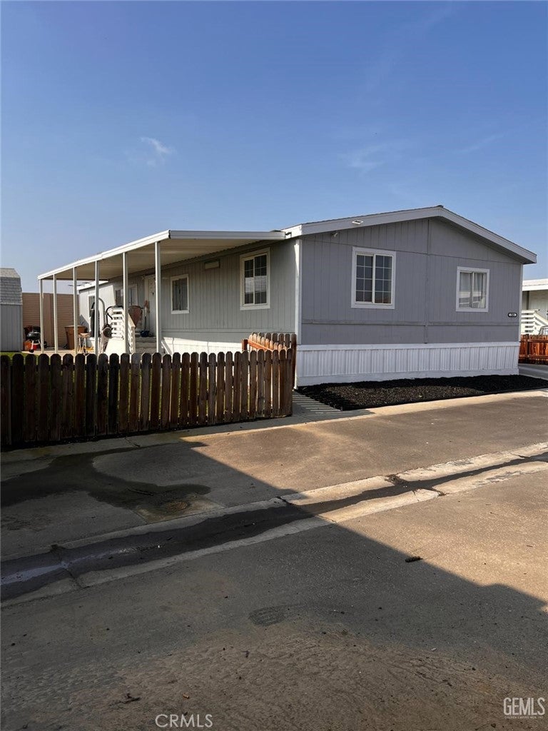 6601 Eucalyptus 269