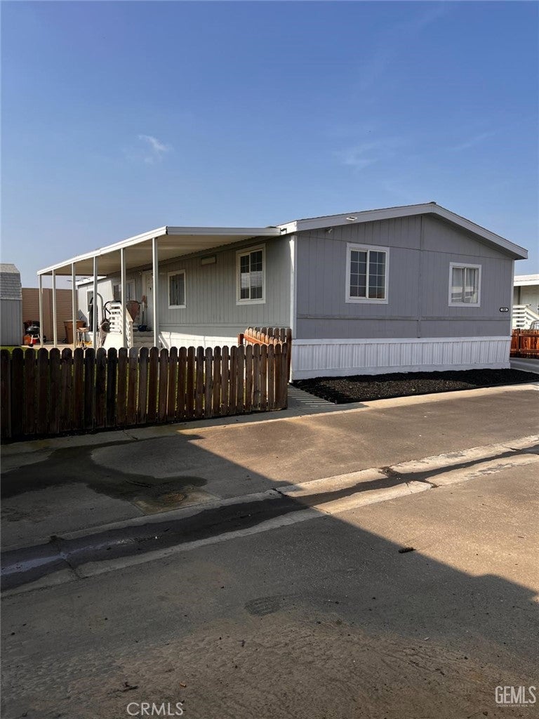 6601 Eucalyptus 269