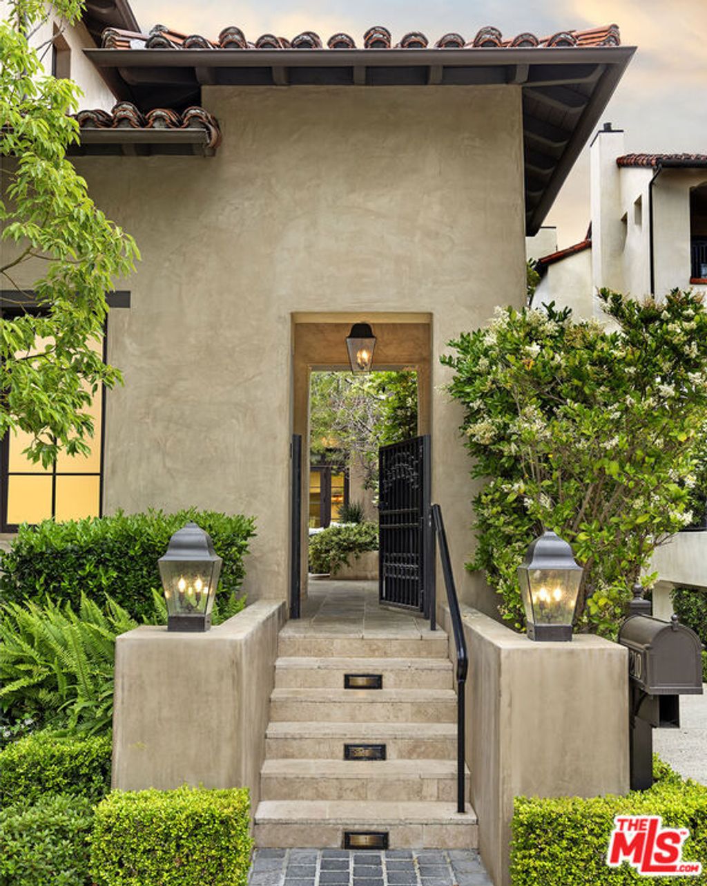 Photo of 10210 Century Woods Drive, Los Angeles, CA 90067 (MLS # 25546875)