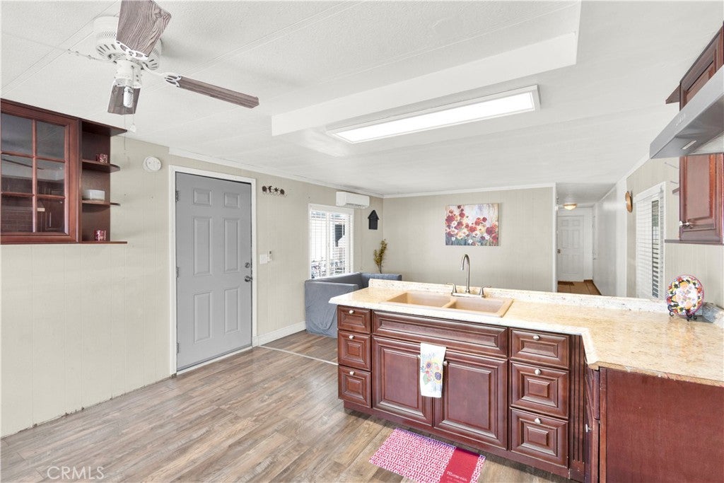 1461 W Mission 53
